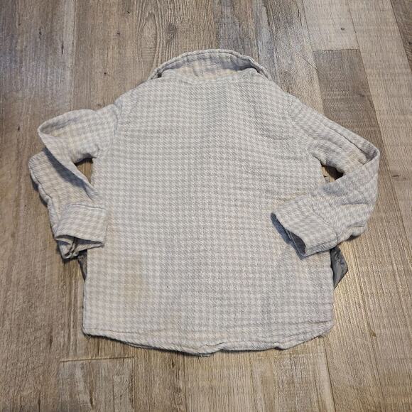 Little lad 18 month button down shirt with vest overlay - Picture 2 of 6